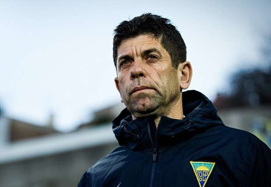 Atlético-PR surpreende e contrata Fabiano Soares como técnico