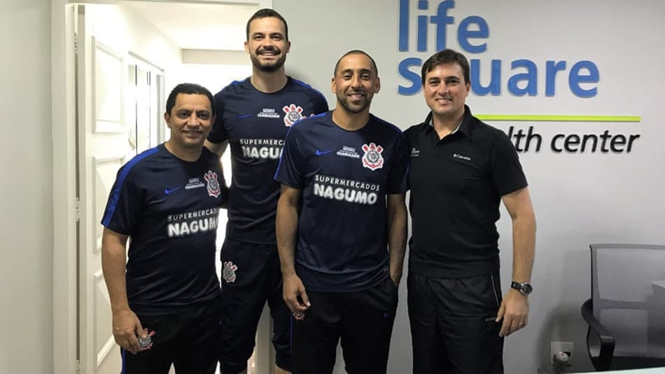 Time de voleibol Corinthians-Guarulhos realiza avaliações físicas