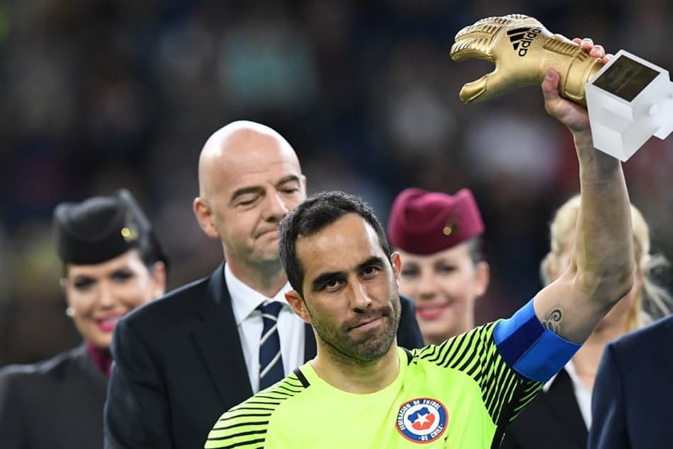 Time sul-americano fez proposta para contratar Claudio Bravo