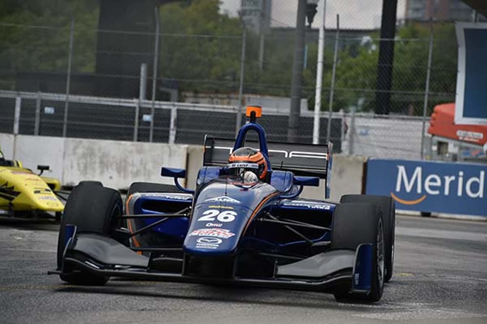 Vice-líder da Indy Lights, Matheus Leist fica na sexta posição em seu primeiro treino em Toronto