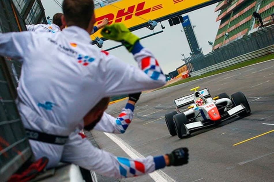 World Series: Alex Palou vence a segunda bateria em Nurburgring