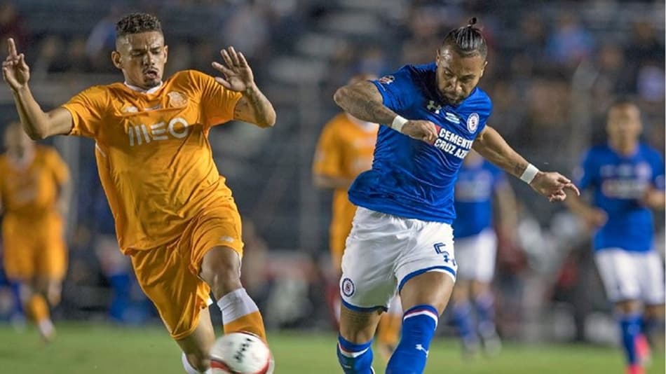 Nos pênaltis, Cruz Azul derrota Porto e conquista a Supercopa Tecate