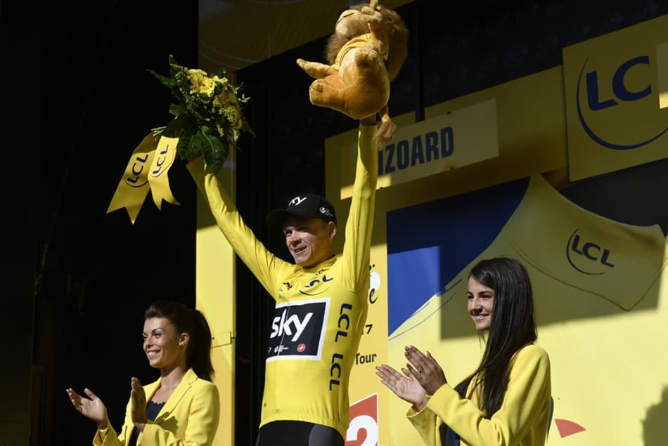 Chris Froome é campeão virtual e assegura tetra da Volta da França