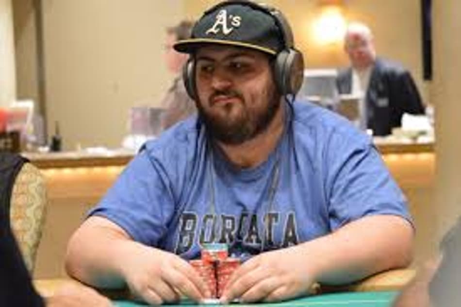 Mesa final do WSOP: mão incrível abala Hesp e restam sete jogadores