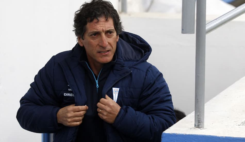 Saída de Mario Salas sequer é cogitada na Universidad Católica