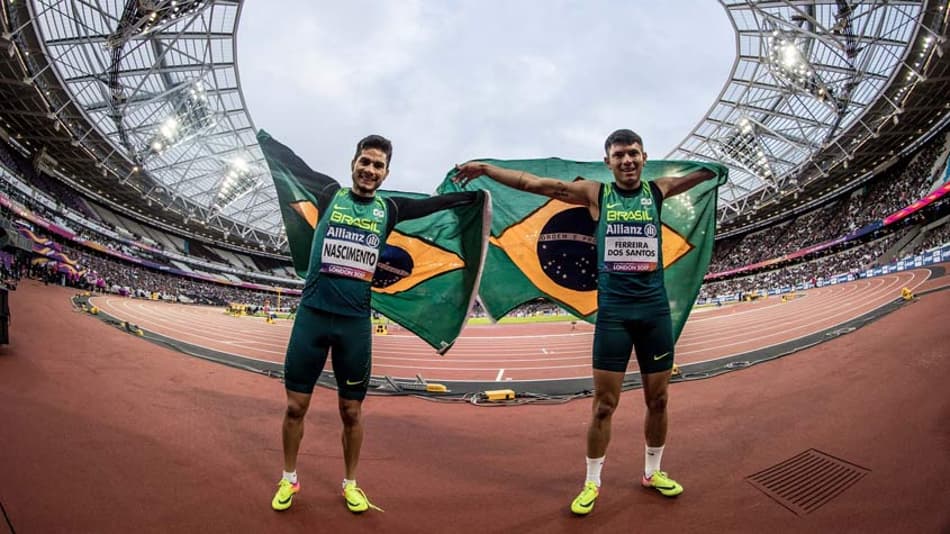 Petrúcio leva ouro e quebra recorde dos 200m no Mundial de Londres