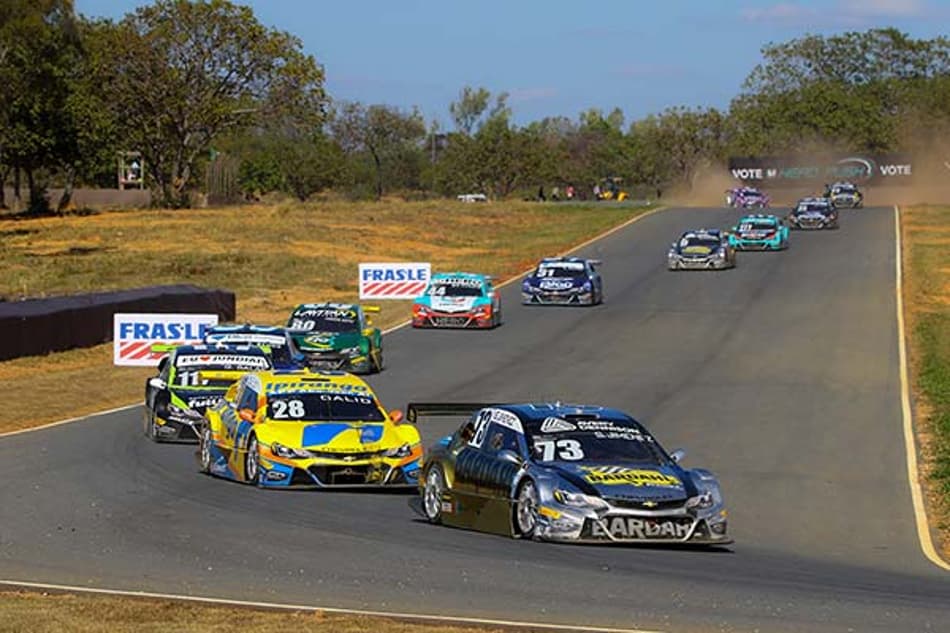 STOCK CAR: Sérgio Jimenez marca pontos na corrida 1 para a Hot Car