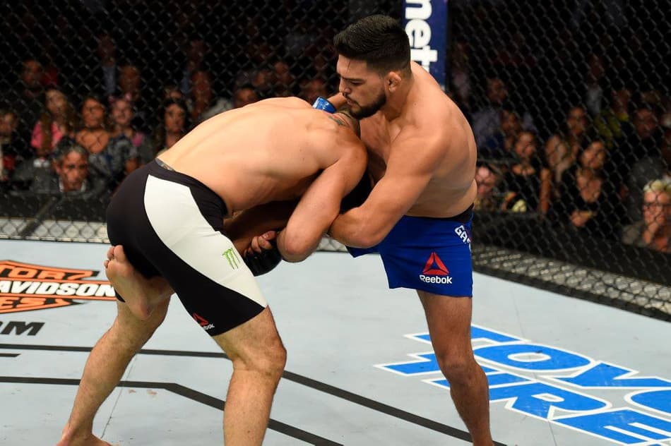 Kelvin Gastelum foi derrotado por Chris Weidman no UFC Long Island