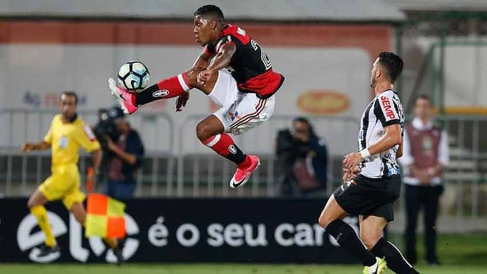 Peixe x Fla: relembre os últimos dez jogos e vote no melhor time atual