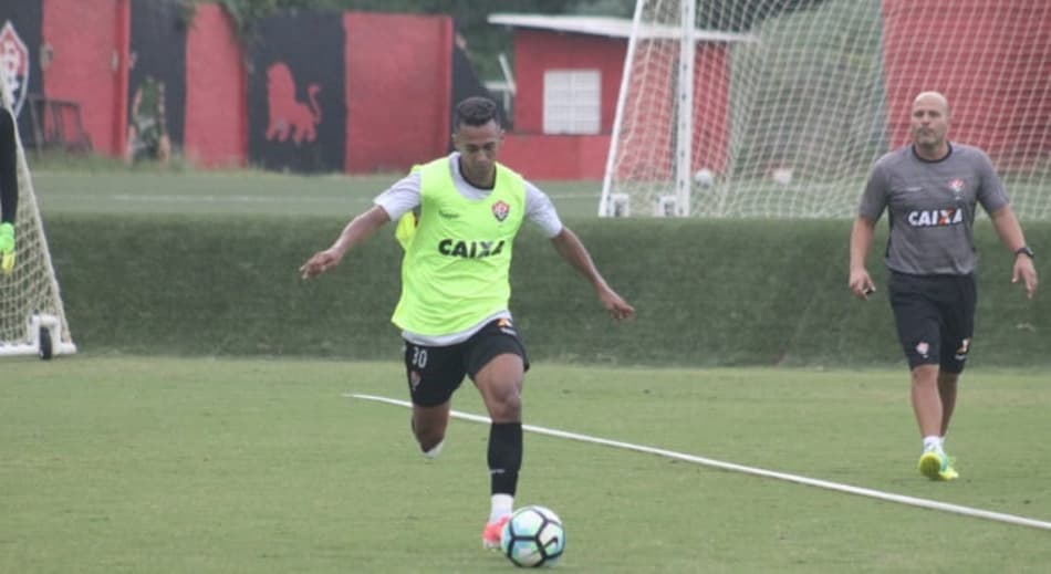 Juninho - Vitória
