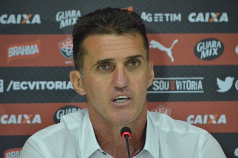 Suposto áudio de Vagner Mancini revive polêmica de entrevista coletiva
