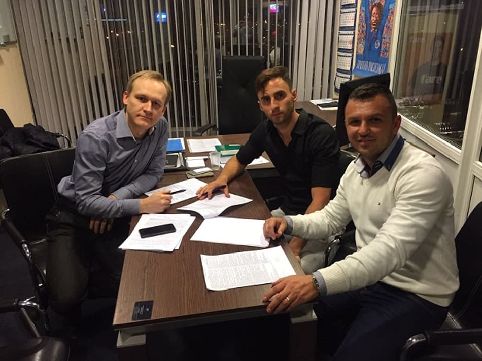 Após sair do Zenit, ex-Fluminense é cobiçado por clubes da Turquia e da própria Rússia