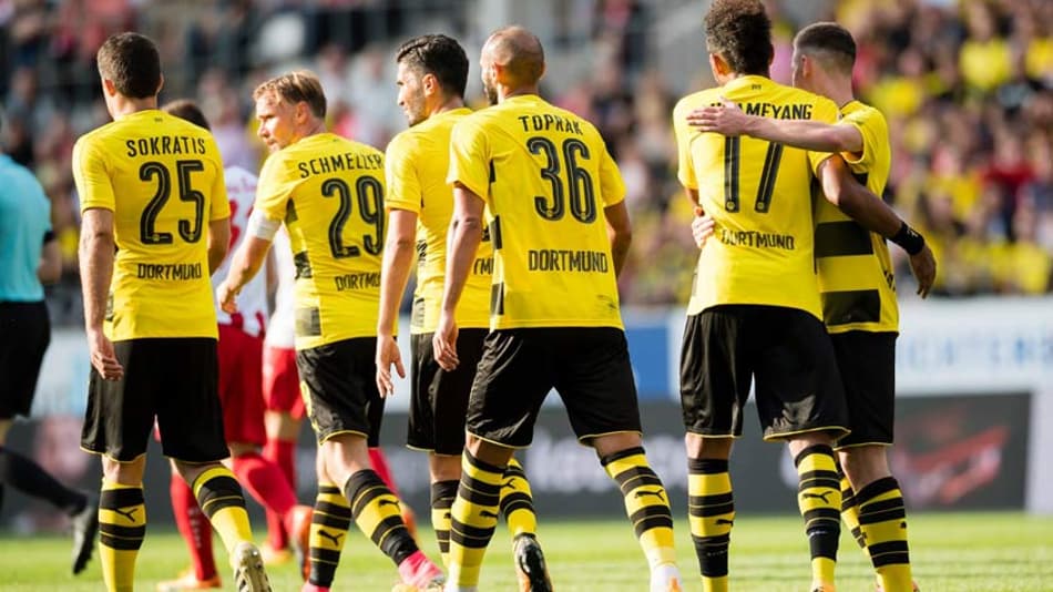 Borussia perde para Espanyol em amistoso; Leicester empata
