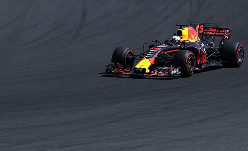 Ricciardo: “O tempo perdido no TL3 nos custou a classificação”