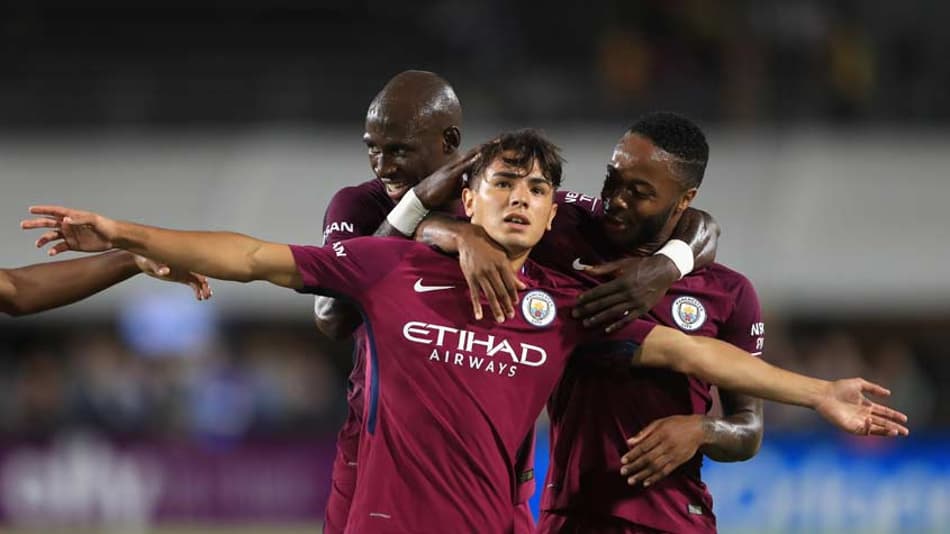 Manchester City goleia Tottenham em amistoso nos EUA