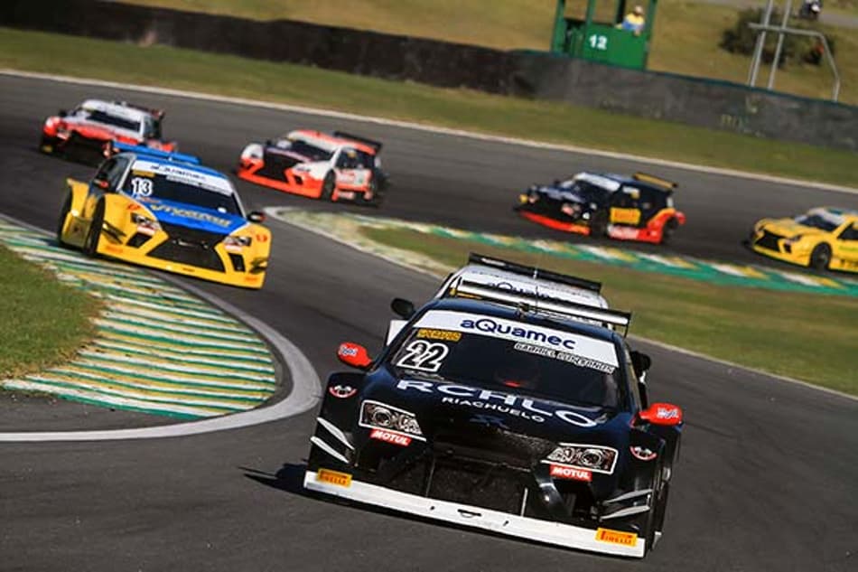 Sprint Race: Gabriel Lusquiños vence a primeira corrida da quarta etapa, em Interlagos