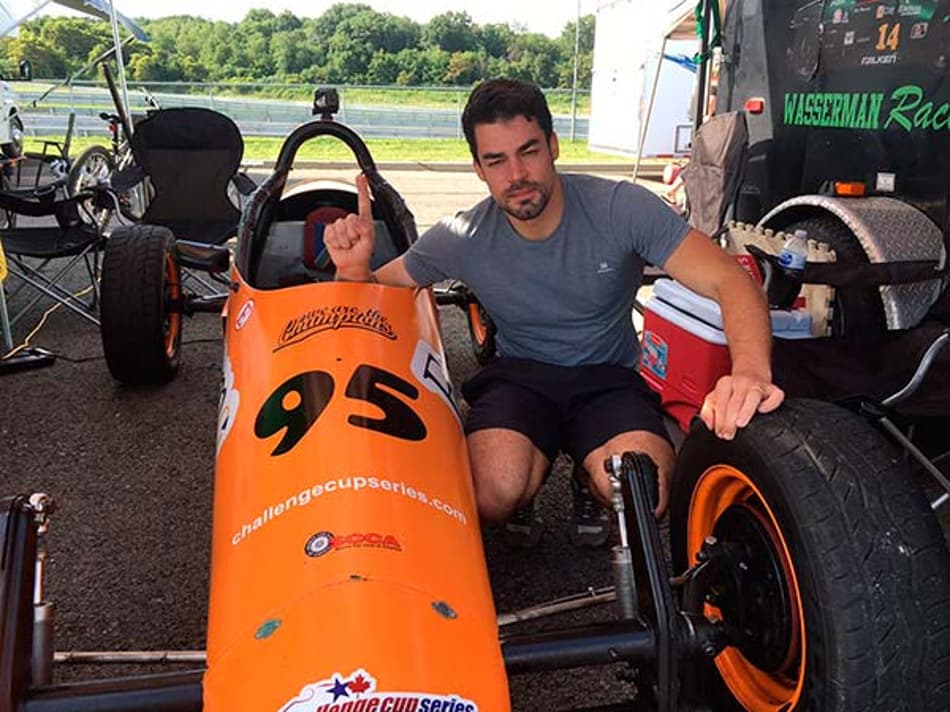 Murillo Latorre conquista título histórico na Fórmula Vee nos EUA