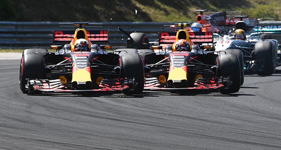 Na visão de Horner, Ricciardo temia o papel de “número dois” na Red Bull