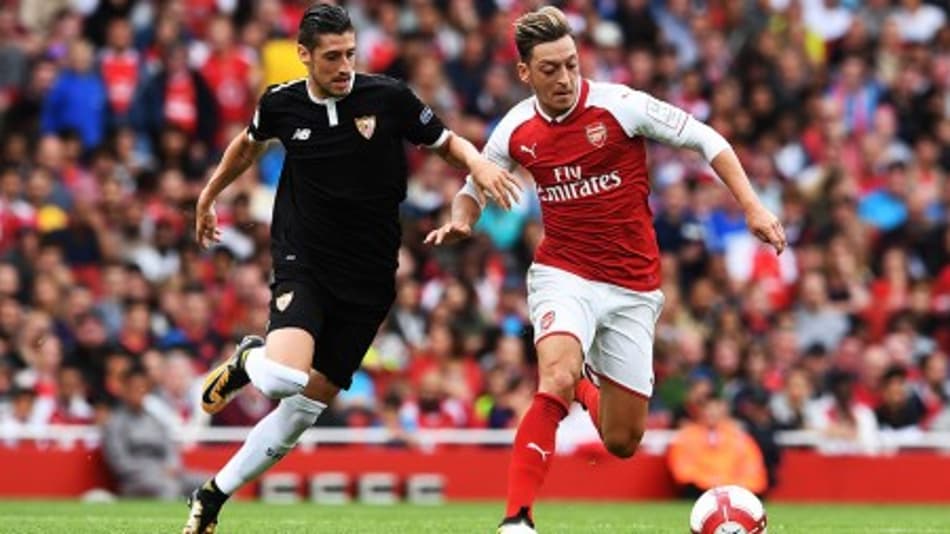 Sevilla bate Arsenal em amistoso, mas ingleses levam a Emirates Cup