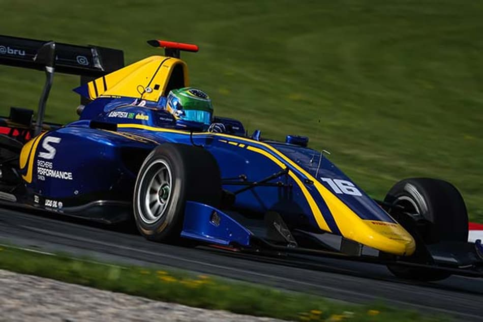 GP3: Bruno Baptista lamenta abandono na corrida 2, mas destaca evolução ao longo da etapa