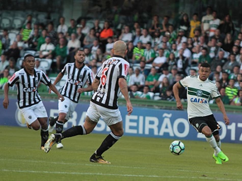 Yan vibra com chance no Coritiba, e quer surpreender contra o São Paulo