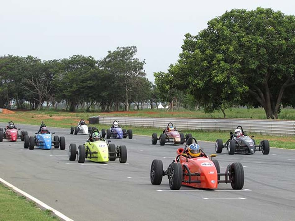 Curvelo recebe a segunda etapa da Fórmula Vee e define o campeão da 1ª Copa Minas