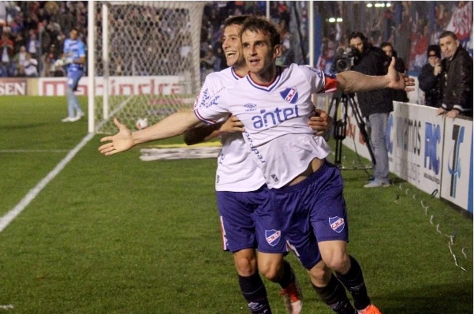 Centroavante espera proposta do Nacional para acertar seu retorno ao clube