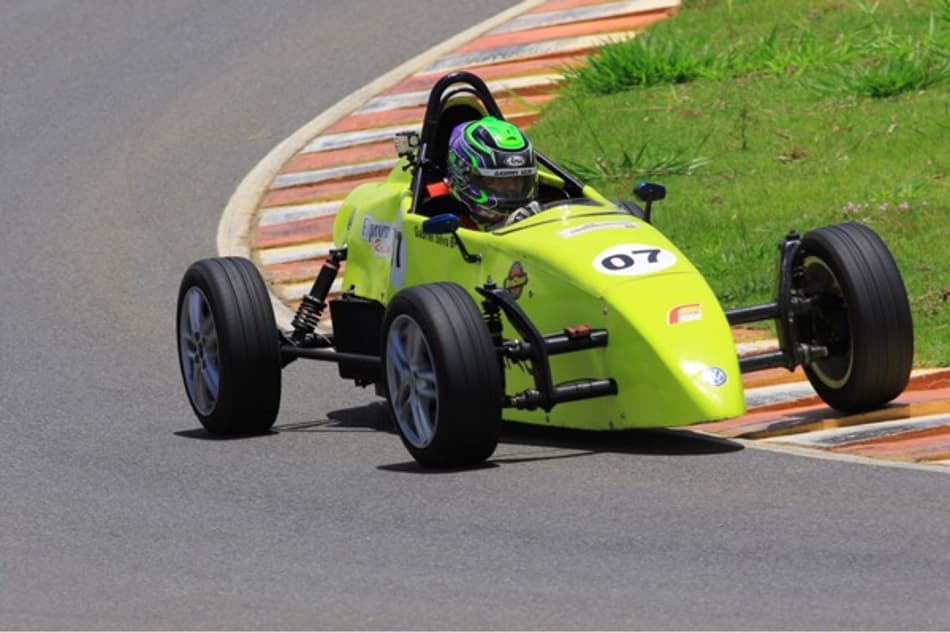 Piloto amazonense é campeão da 1ª Copa Minas de Fórmula Vee