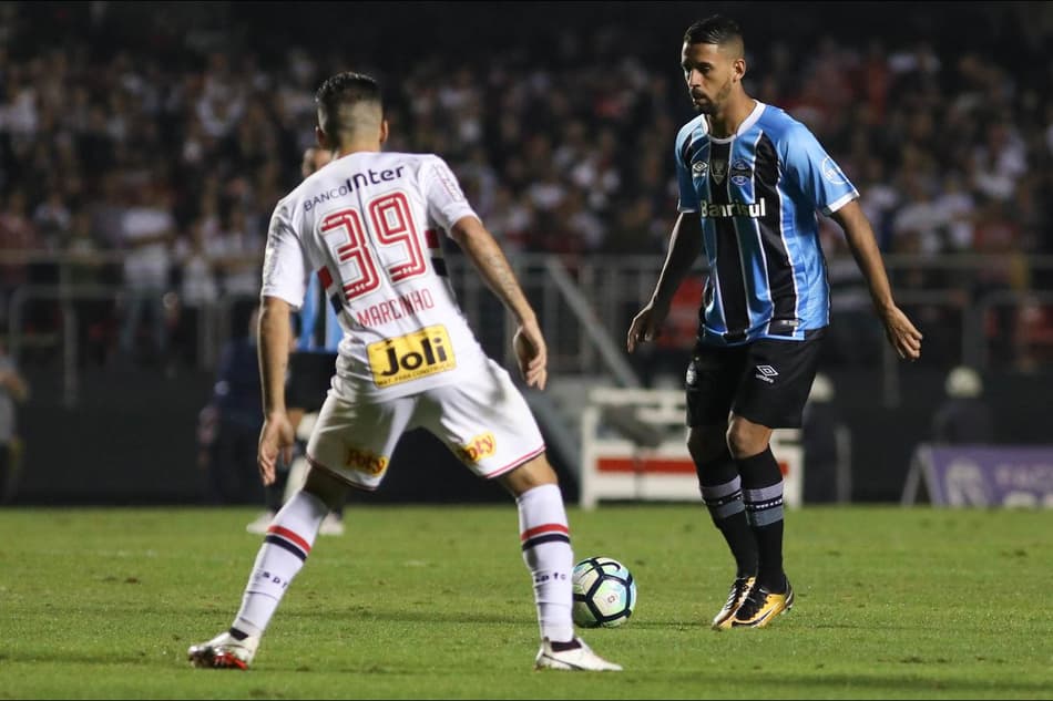 Volante do Grêmio vive drama pessoal fora das quatro linhas