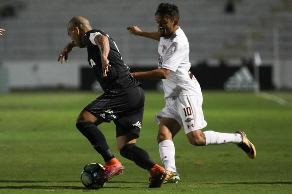 Ponte Preta 0 x 0 Fluminense: as imagens em Campinas