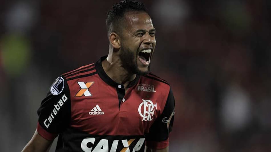 Flamengo 5 x 0 Palestino: as imagens da Ilha do Urubu