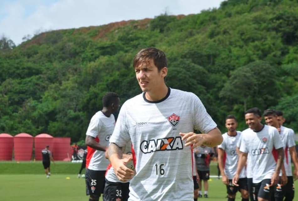 Após cinco anos, Euller encerra seu contrato com o Vitória