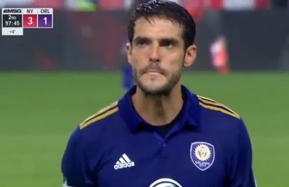Kaká fala pela primeira vez sobre polêmica expulsão na MLS