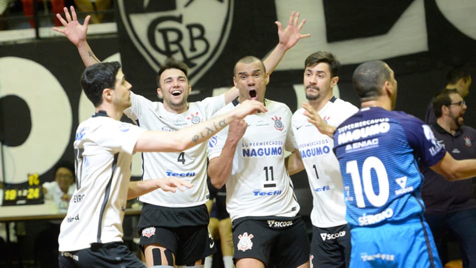 Corinthians/Guarulhos vence Botafogo e garante vaga na Superliga