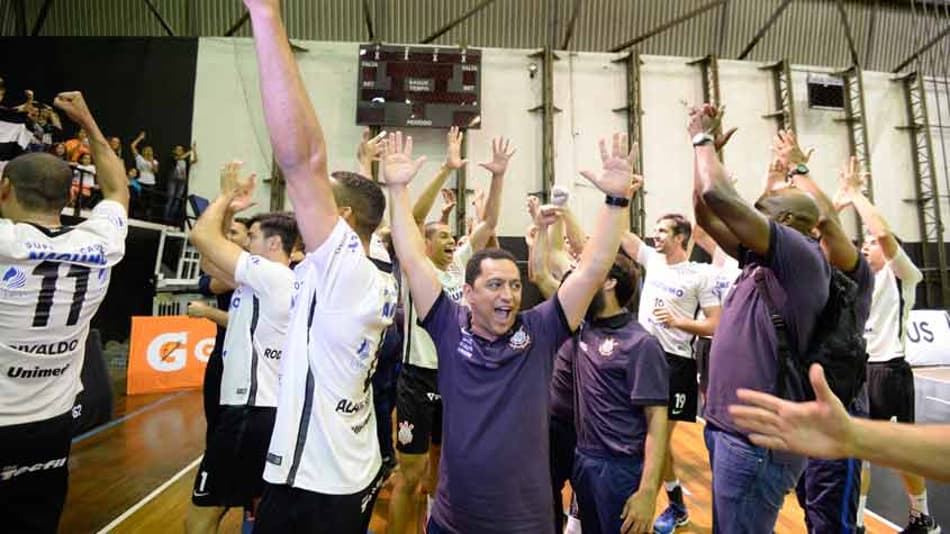 Semifinais do Campeonato Paulista de vôlei iniciam nesta quarta