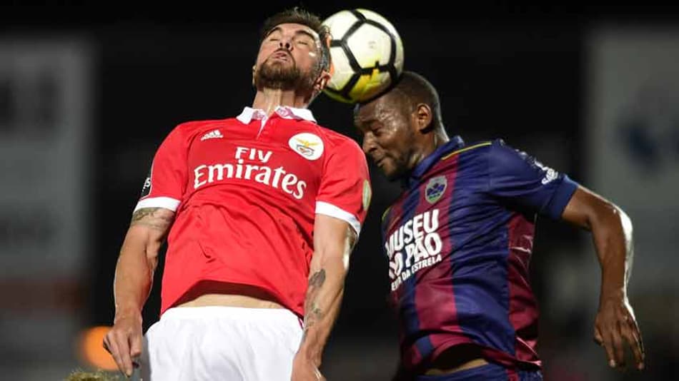 Sofrido! Seferovic faz no fim, e Benfica vence o Chaves no Português