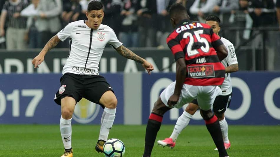 Contra o Vitória, Corinthians bateu o recorde de passes errados deste Brasileiro