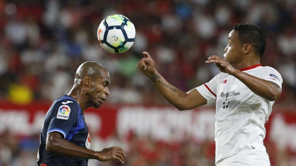 Com Ganso, Sevilla leva gol de outro brasileiro e tropeça na estreia da Liga