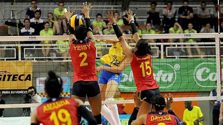 Brasil é campeão do Sul-Americano de vôlei feminino e vai ao Mundial