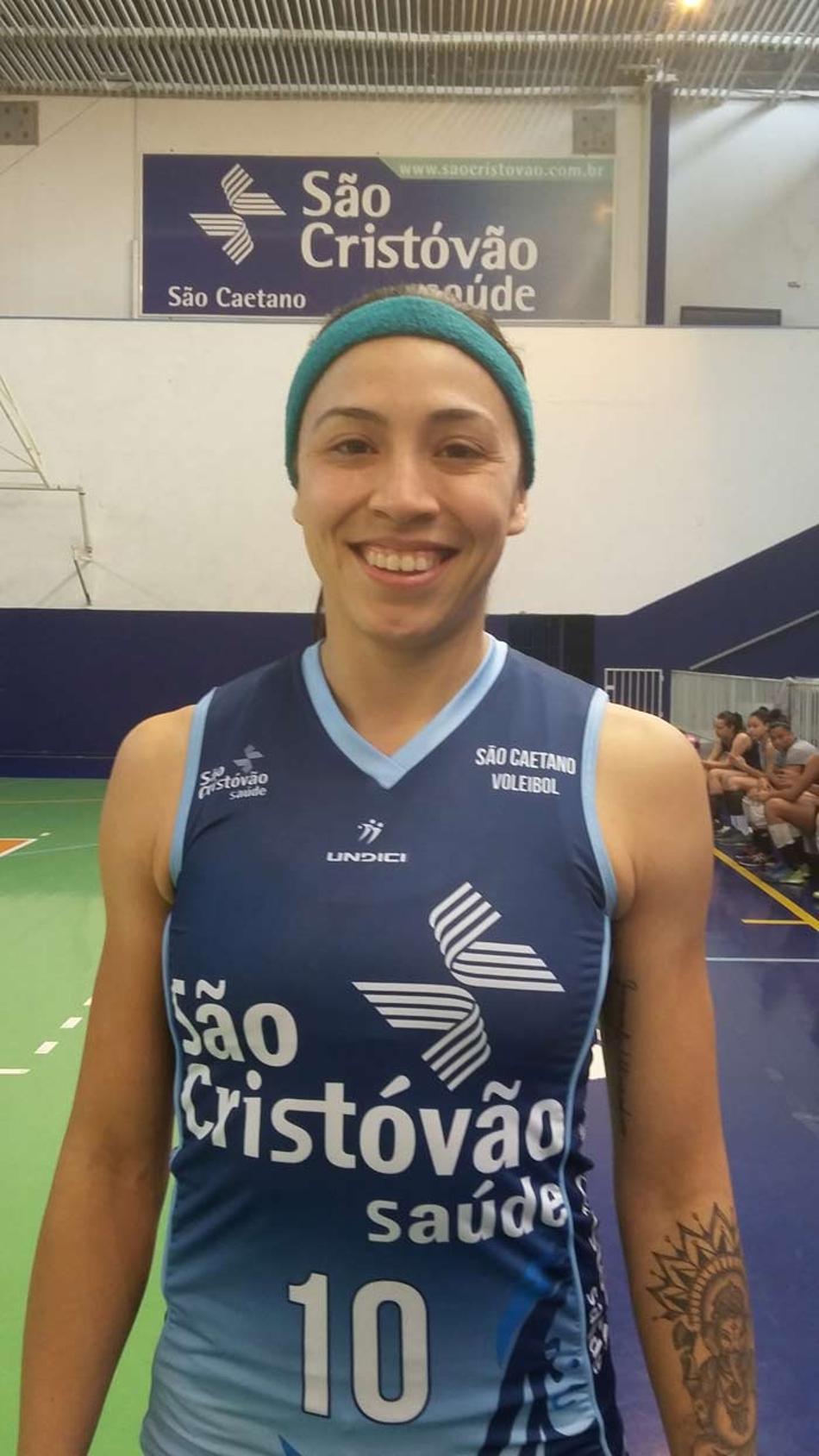 São Cristóvão Saúde/São Caetano apresenta argentina Mimi Sosa