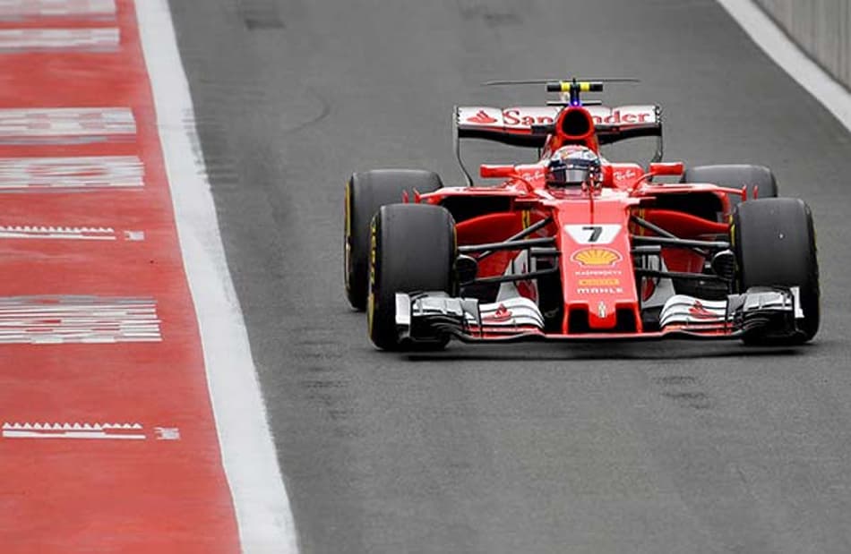 F1: Primeiro e segundo nos treinos, Raikkonen acredita que Ferrari estará melhor