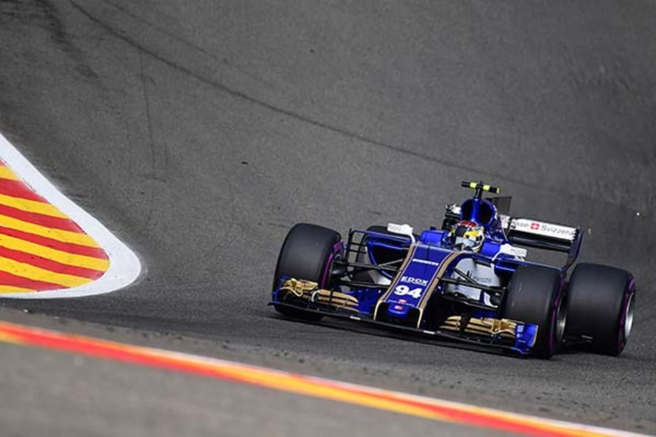 Graças as punições dos rivais, Sauber não largará na última fila