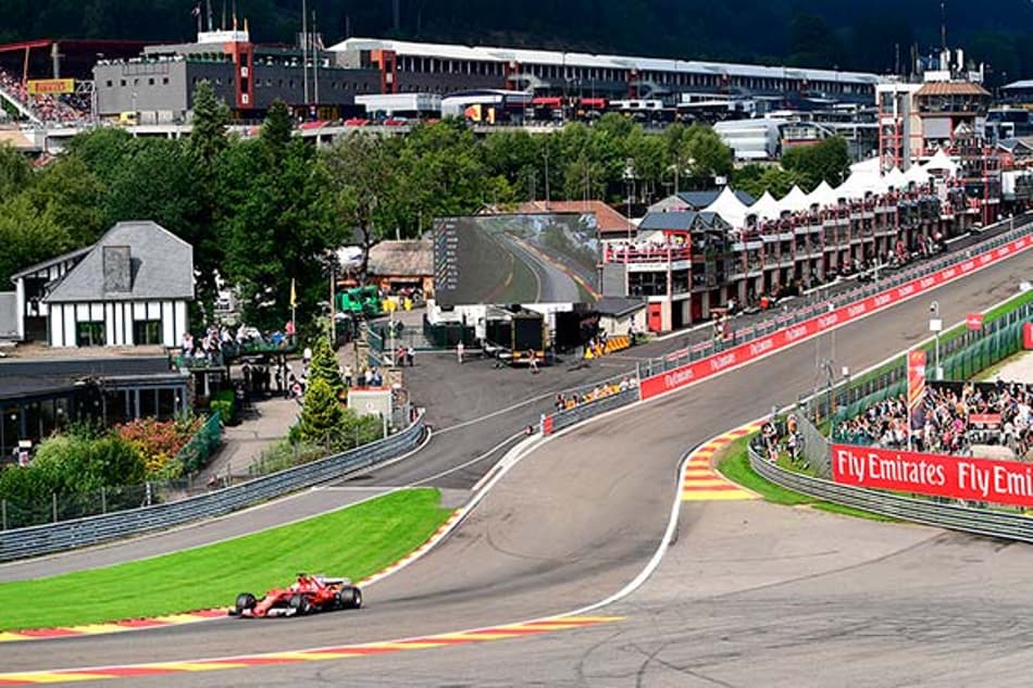 F1: Vettel lamenta tática errada para ultrapassar Hamilton na relargada