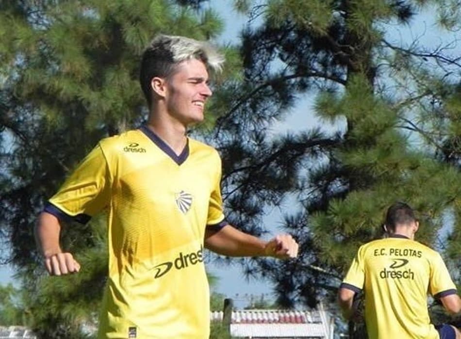 Vasco acerta mais um reforço para o time sub-20