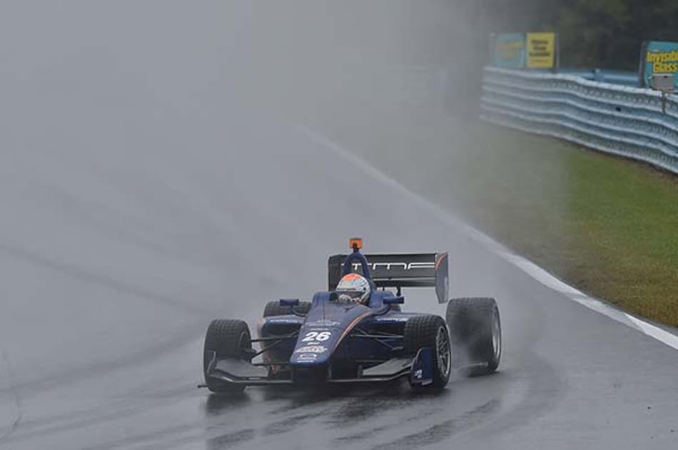 Com ótima corrida na chuva, Matheus Leist encerra estreia na Indy Lights como maior vencedor do ano