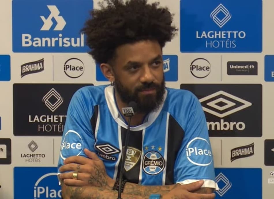 Cristian rasga elogios a Renato Gaúcho e foge de polêmica em relação ao Corinthians