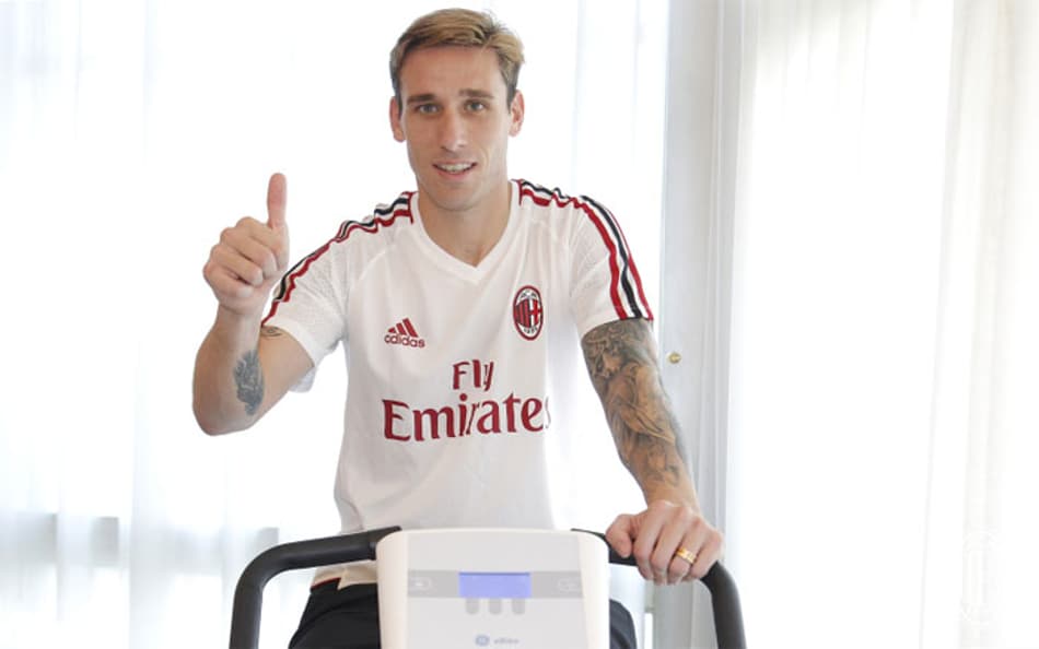 Empresário de jogador do Milan revela procura do Boca Juniors