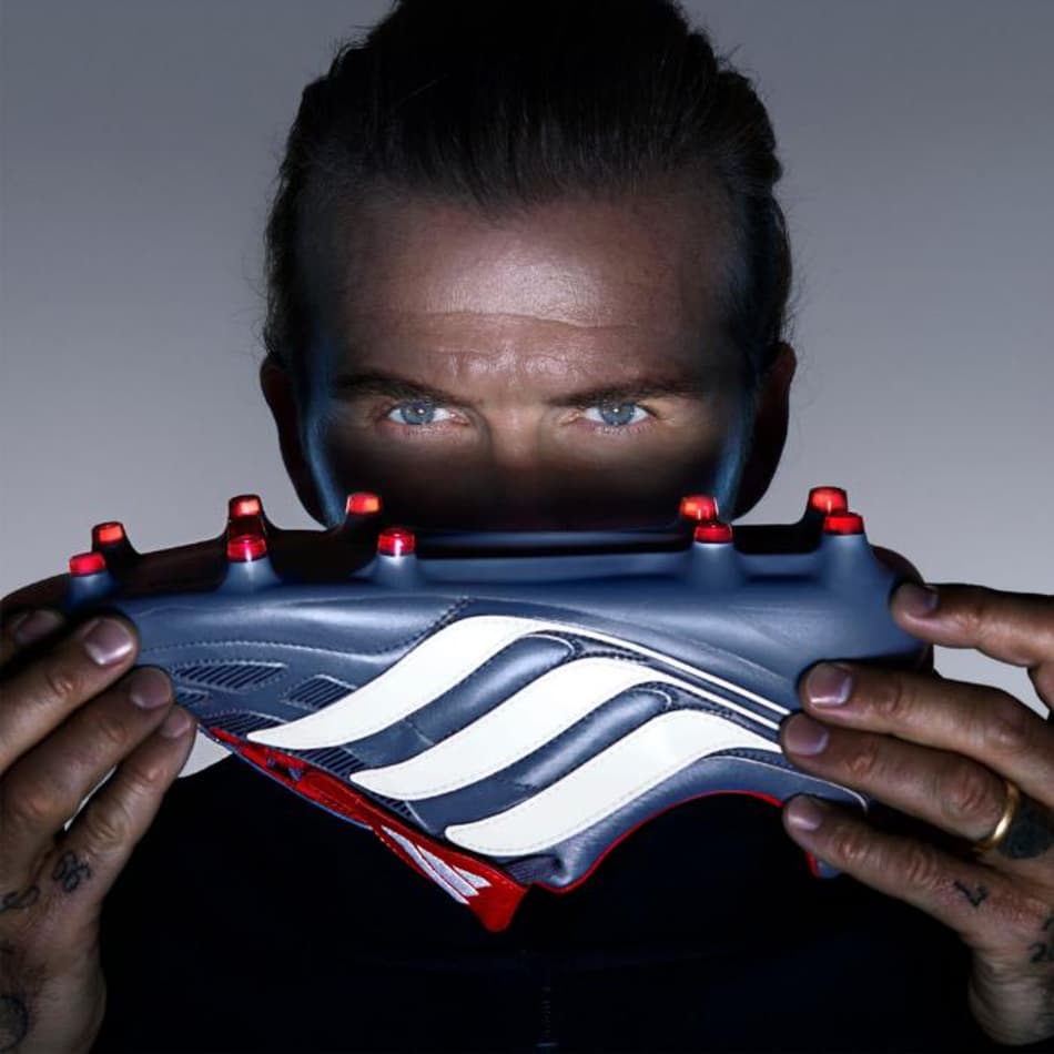 Marca relança chuteira usada por Beckham, Zidane e Gerrard em 2000