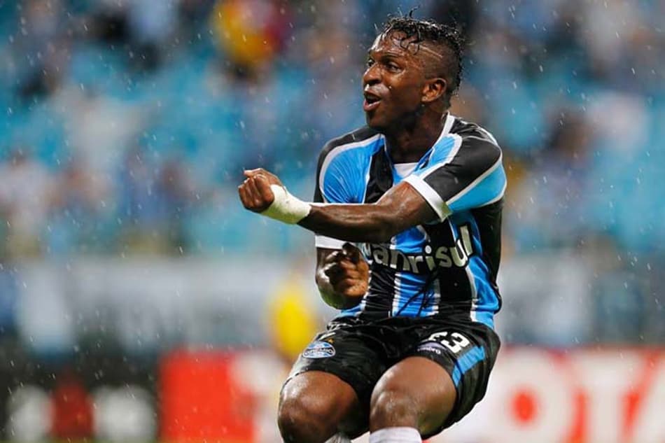 Clube mexicano ainda deve ao Grêmio transferência de Bolaños