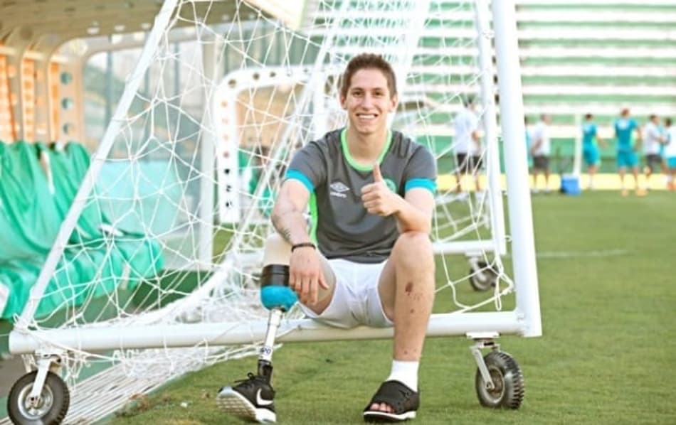 Follmann volta à Arena Condá com time de futebol formado por amputados